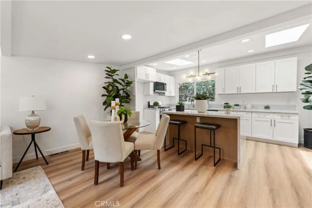 945 Park, Laguna Beach, CA 92651