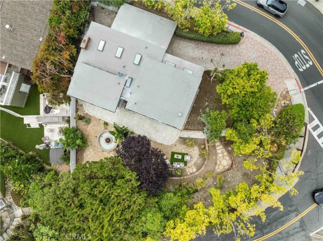 945 Park, Laguna Beach, CA 92651