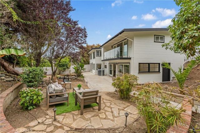 945 Park, Laguna Beach, CA 92651