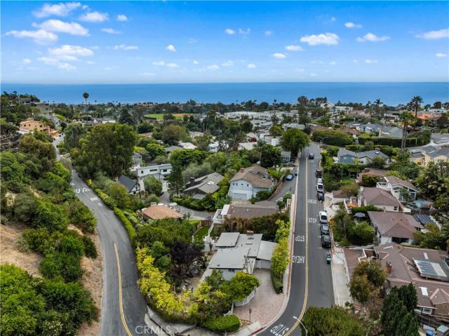 945 Park, Laguna Beach, CA 92651