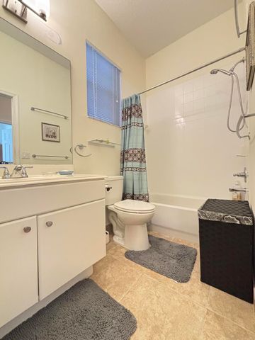 6532 SE Broadmoor Lane, Stuart, FL 34997