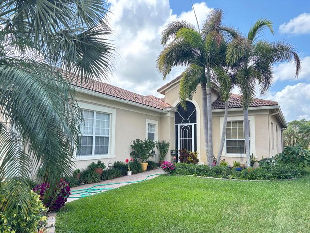 6532 SE Broadmoor Lane, Stuart, FL 34997