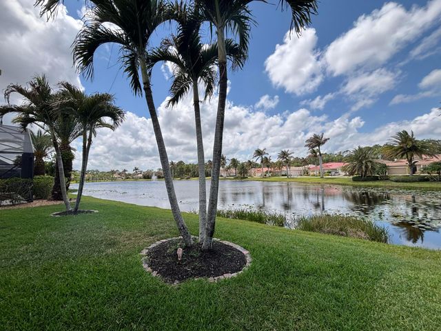 6532 SE Broadmoor Lane, Stuart, FL 34997