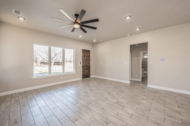 112 Stevens Street, Bridgeport, TX 76426