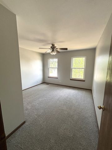 328 Barnaby Drive, Oswego, IL 60543