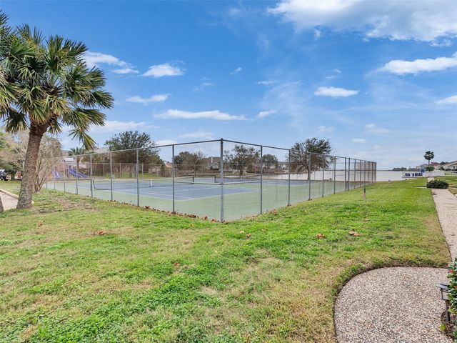 10109 Schaper Road, Galveston, TX 77554