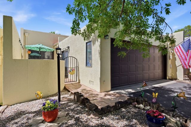 3308 Esplanade Circle SE, Rio Rancho, NM 87124