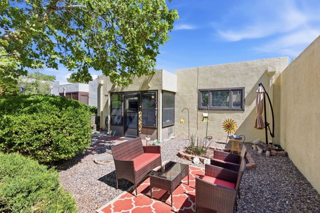 3308 Esplanade Circle SE, Rio Rancho, NM 87124