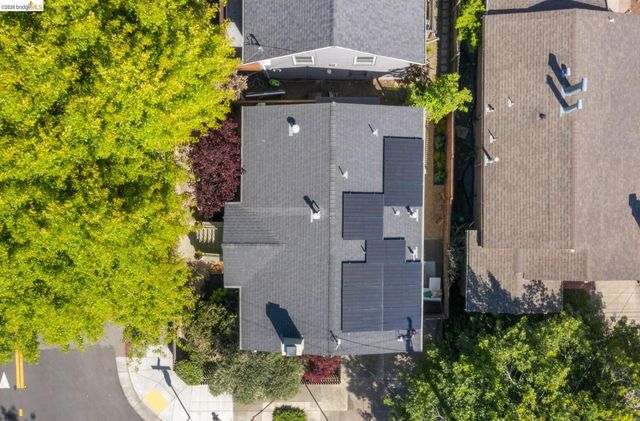 1655 E 38th Street, Oakland, CA 94602