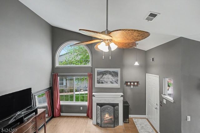 20 Crestmont Road, Bedminster Twp., NJ 07921
