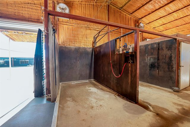 1461 Hog Town Rd Road, Collinsville, TX 76233