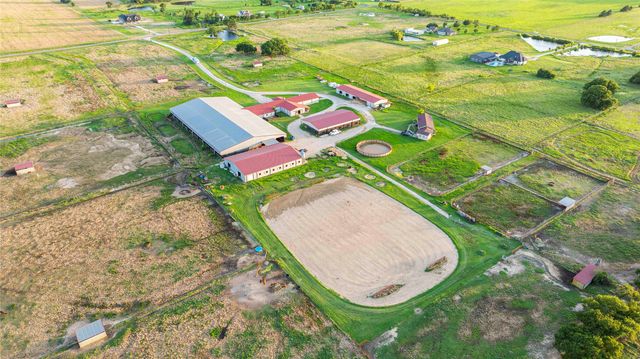 1461 Hog Town Rd Road, Collinsville, TX 76233