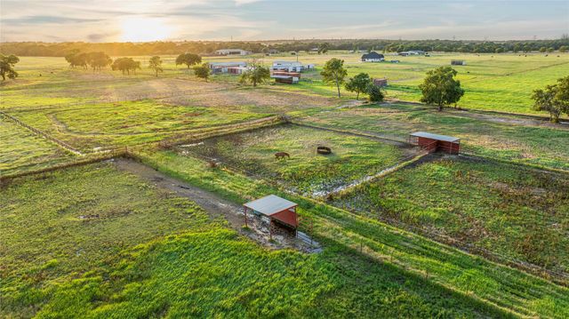 1461 Hog Town Rd Road, Collinsville, TX 76233