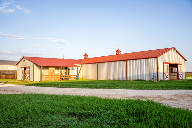 1461 Hog Town Rd Road, Collinsville, TX 76233