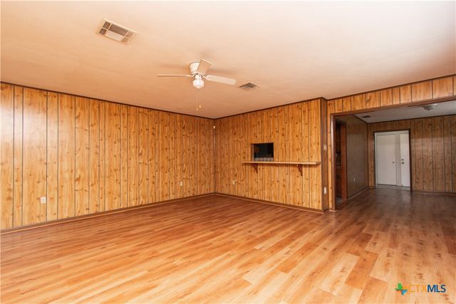 119 Wolfe Road, Copperas Cove, TX 76522