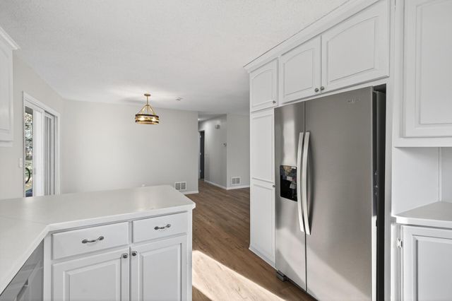 11201 Maryland Avenue N, Champlin, MN 55316