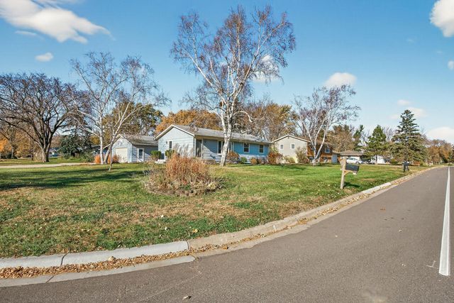 11201 Maryland Avenue N, Champlin, MN 55316