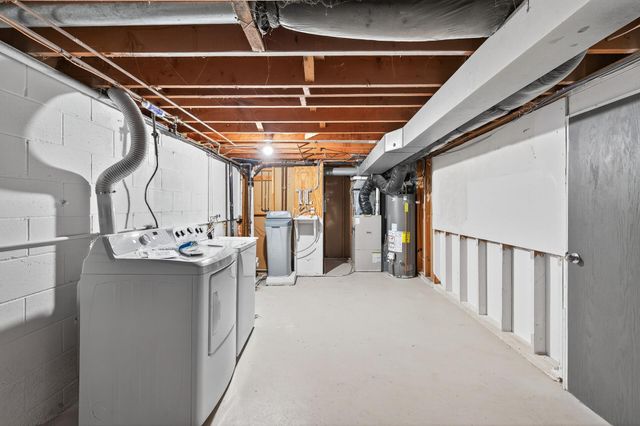 11201 Maryland Avenue N, Champlin, MN 55316