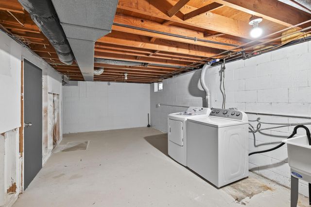 11201 Maryland Avenue N, Champlin, MN 55316