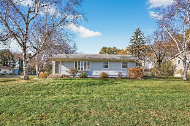 11201 Maryland Avenue N, Champlin, MN 55316