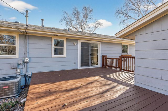 11201 Maryland Avenue N, Champlin, MN 55316