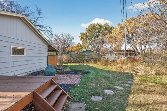 11201 Maryland Avenue N, Champlin, MN 55316