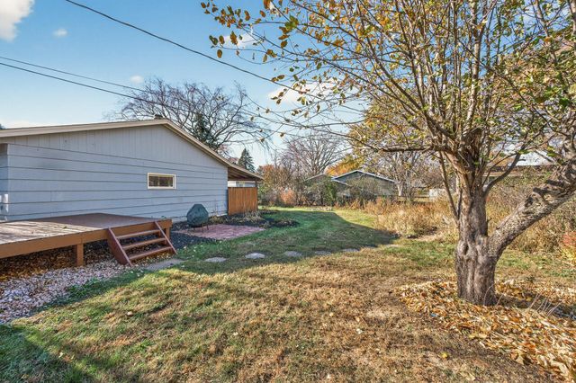 11201 Maryland Avenue N, Champlin, MN 55316