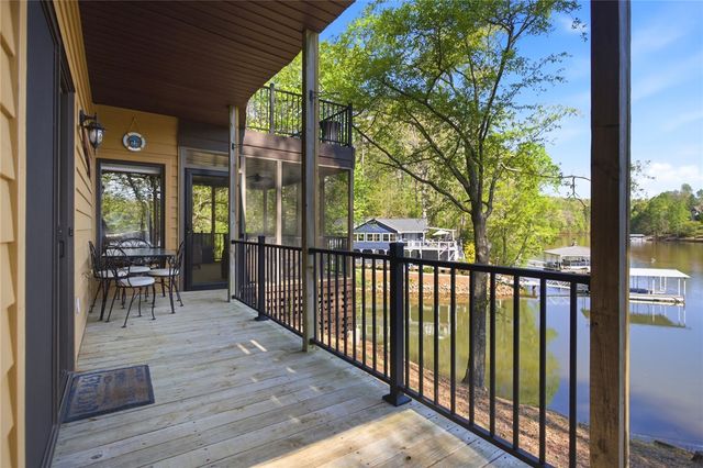 120 Farris Sandra Drive, West Union, SC 29696