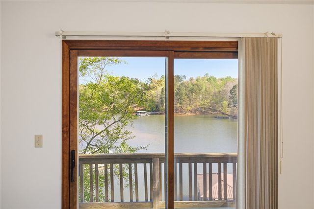 120 Farris Sandra Drive, West Union, SC 29696