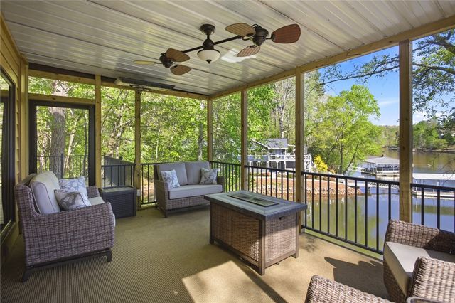 120 Farris Sandra Drive, West Union, SC 29696