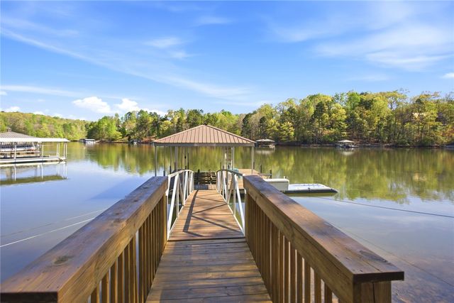 120 Farris Sandra Drive, West Union, SC 29696