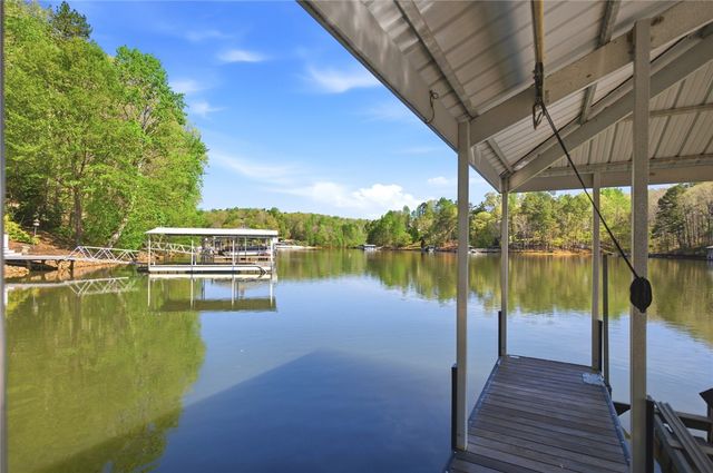 120 Farris Sandra Drive, West Union, SC 29696