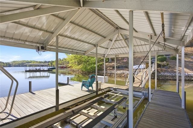 120 Farris Sandra Drive, West Union, SC 29696