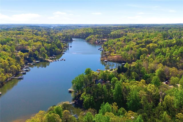 120 Farris Sandra Drive, West Union, SC 29696