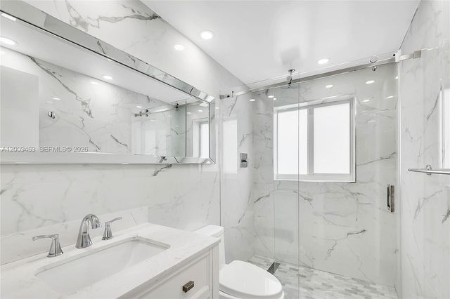 5260 NW 11th St 201, Plantation, FL 33313