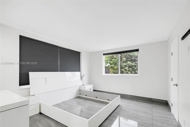 5260 NW 11th St 201, Plantation, FL 33313