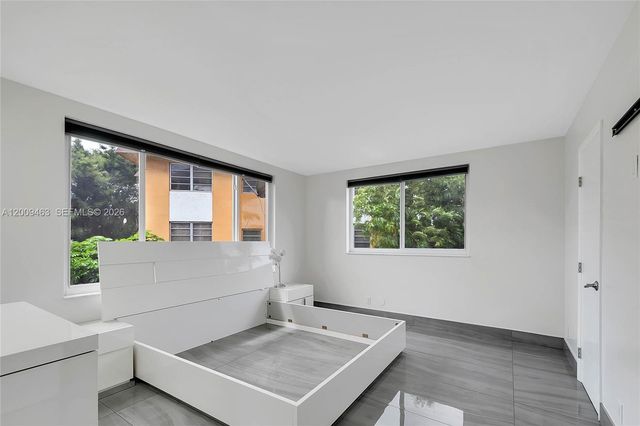 5260 NW 11th St 201, Plantation, FL 33313