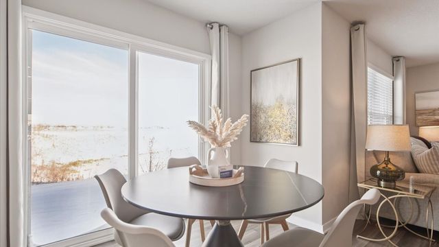 590 N Kimberlite Street, Tiffin, IA 52340