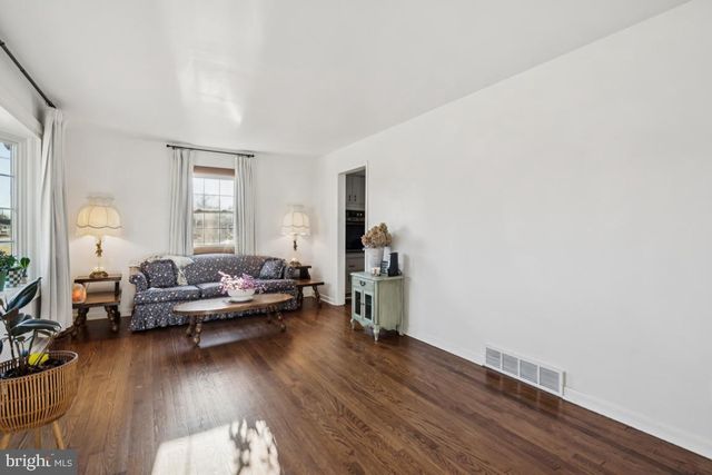 81 HARVARD RD, Pennsville, NJ 08070