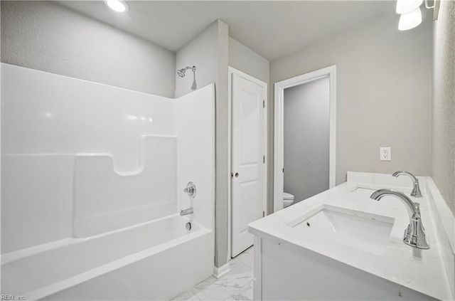 14160 Booker T DR, Carrollton, VA 23314
