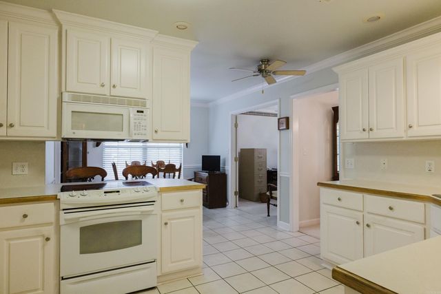 7 Patton Drive, Maumelle, AR 72113