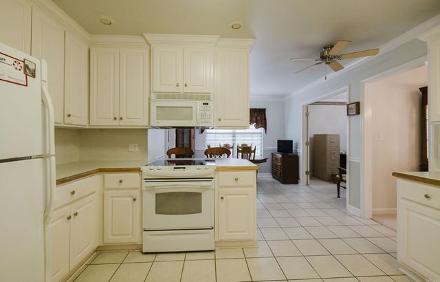 7 Patton Drive, Maumelle, AR 72113