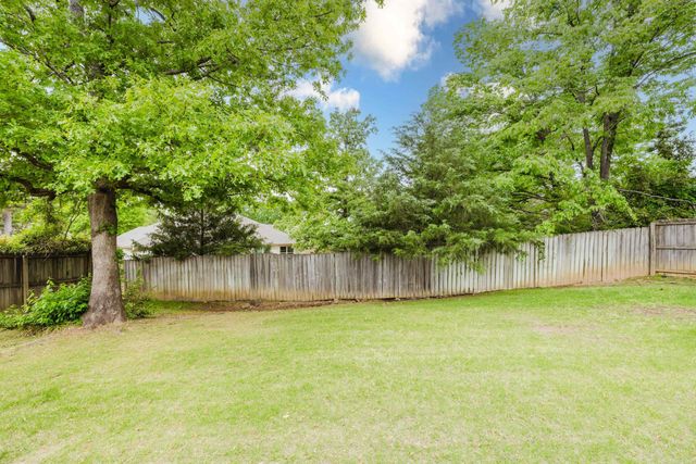 7 Patton Drive, Maumelle, AR 72113