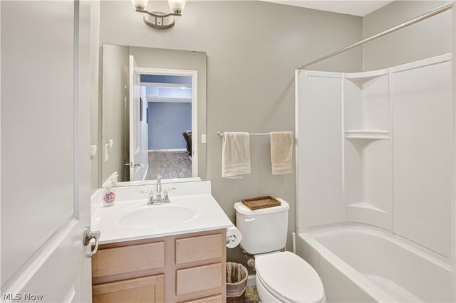 7326 Quails Nest Lane, North Ridgeville, OH 44039