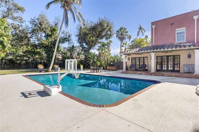 7810 SENRAB DRIVE, Bradenton, FL 34209