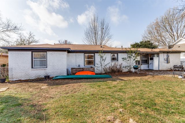 5716 Tracyne Drive, Westworth Village, TX 76114