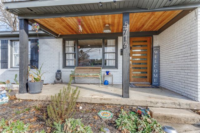 5716 Tracyne Drive, Westworth Village, TX 76114