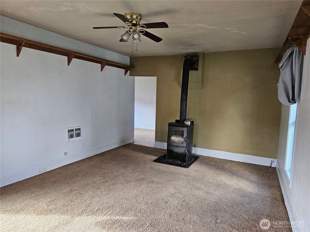 417 Monroe Street, Hoquiam, WA 98550