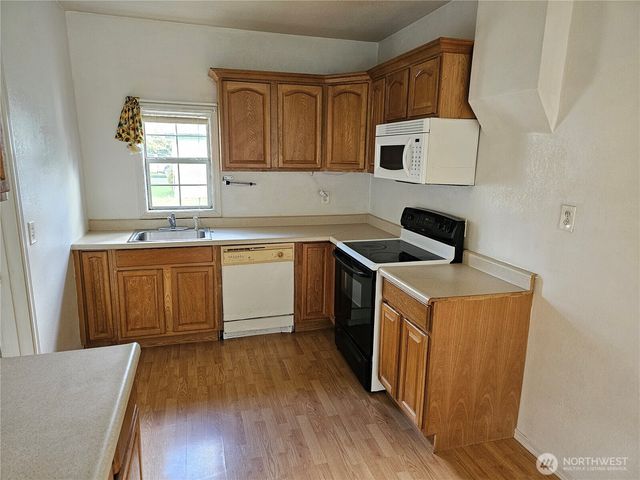 417 Monroe Street, Hoquiam, WA 98550