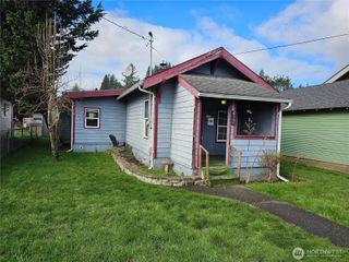 417 Monroe Street, Hoquiam, WA 98550